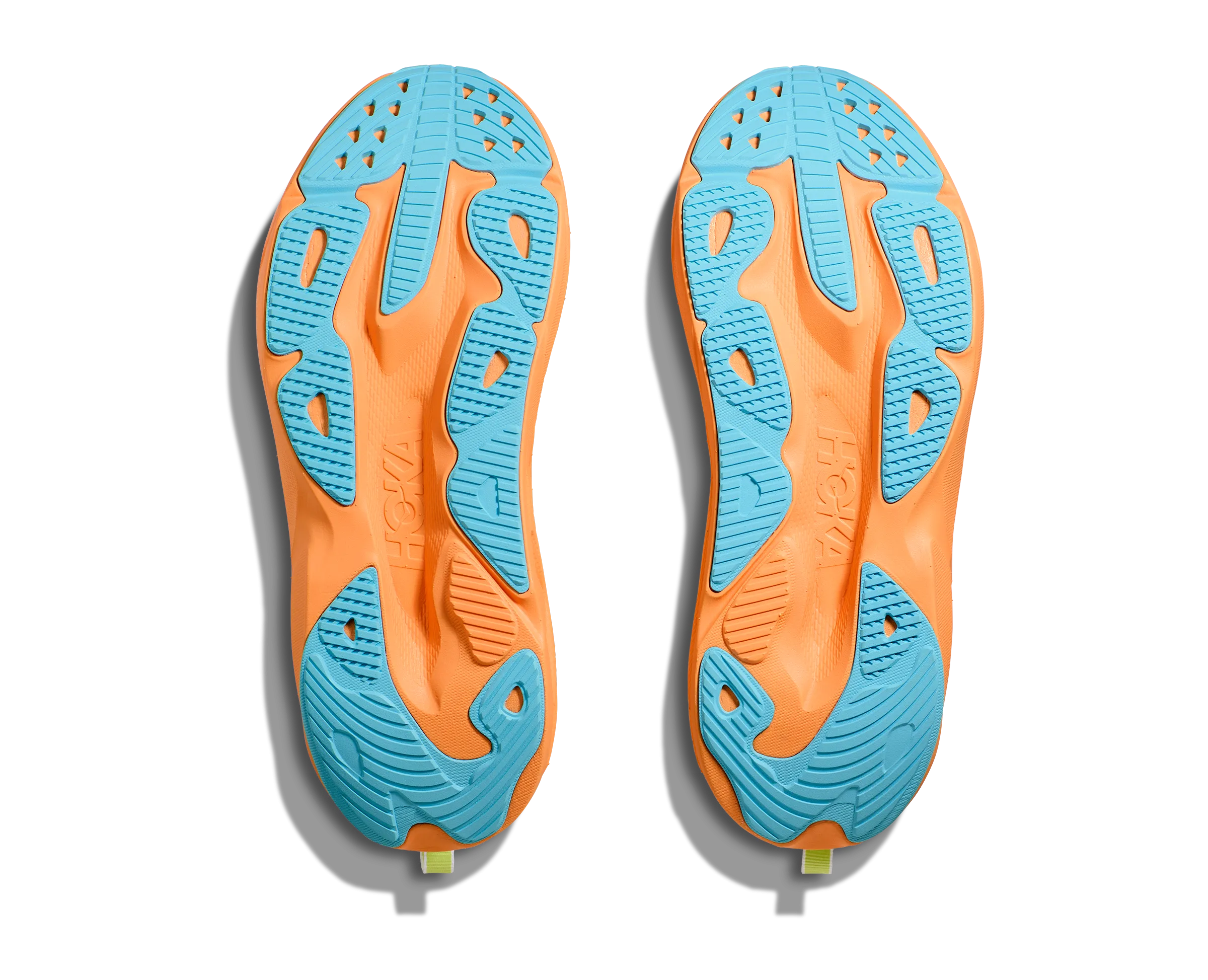 M Hoka Skyflow